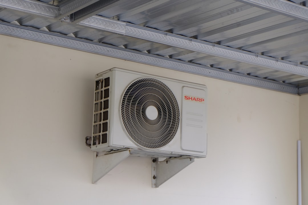 Air conditioning unit in Friendswood TX - ac repair in friendswood, tx