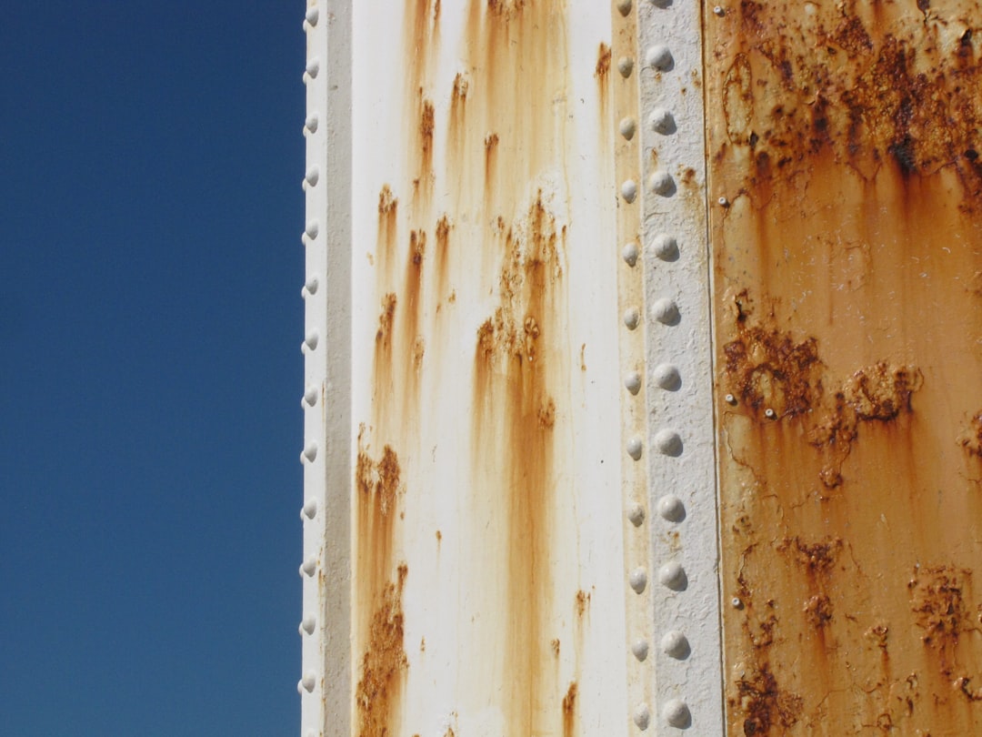 Beating the Coastal Heat with Pro HVAC Maintenance Tips
